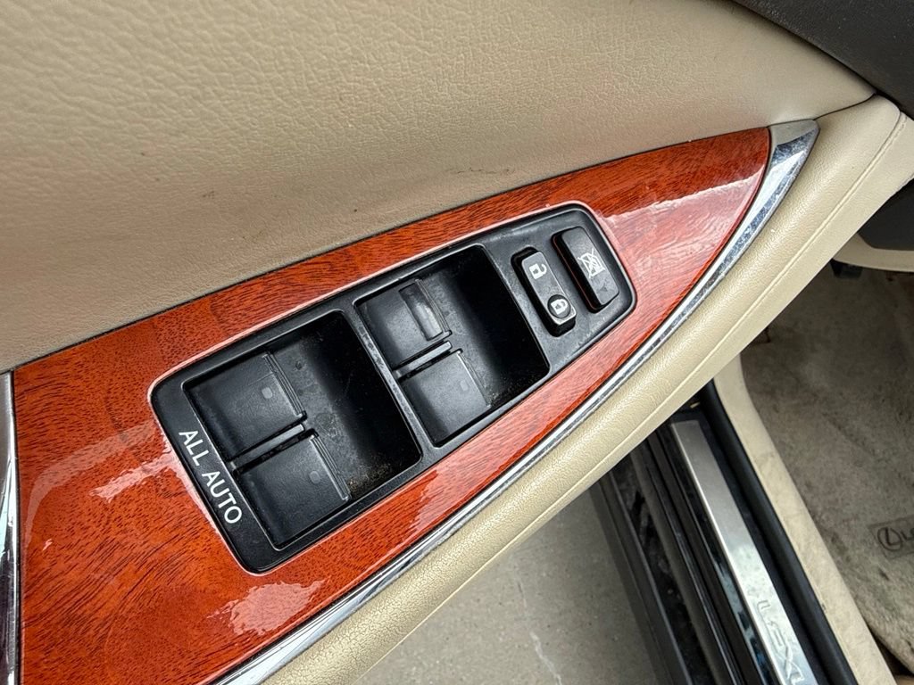 Used 2011 Lexus ES 350 FWD image 13