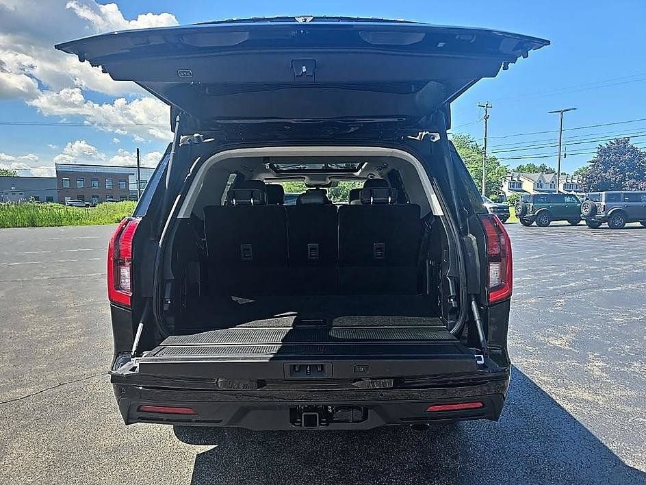 Used 2025 Ford Expedition Active AWD/4WD image 35