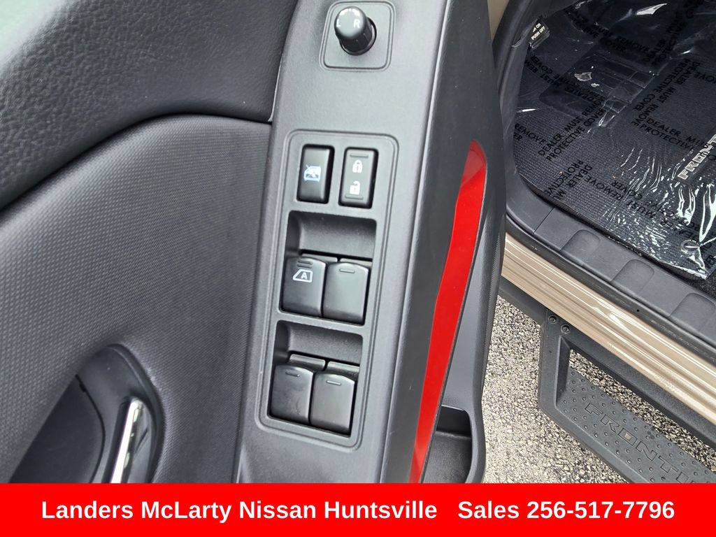 Used 2024 Nissan Frontier Pro-X w/ Pro Convenience Package RWD image 22