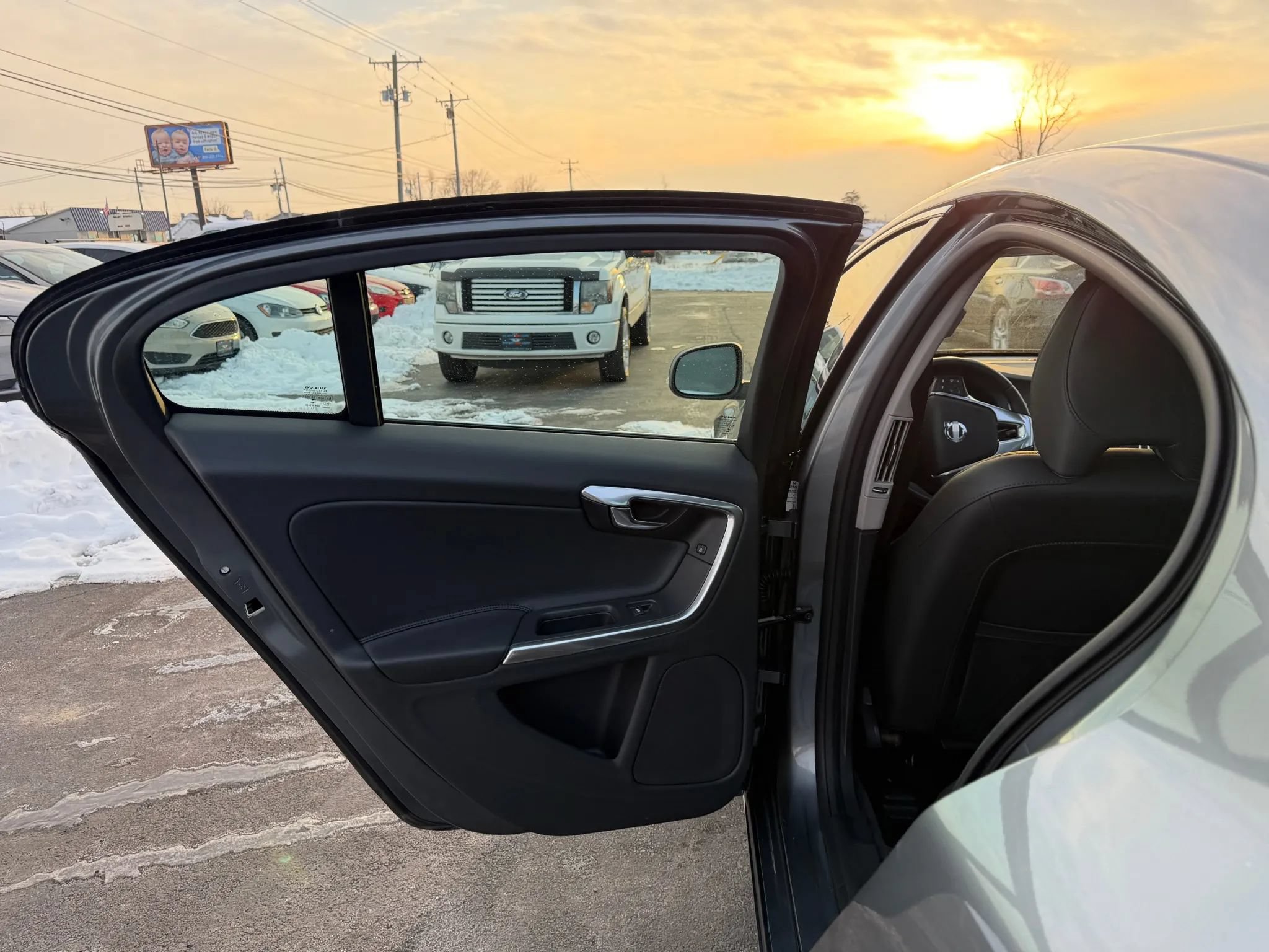 Used 2016 Volvo S60 T5 Premier FWD image 33