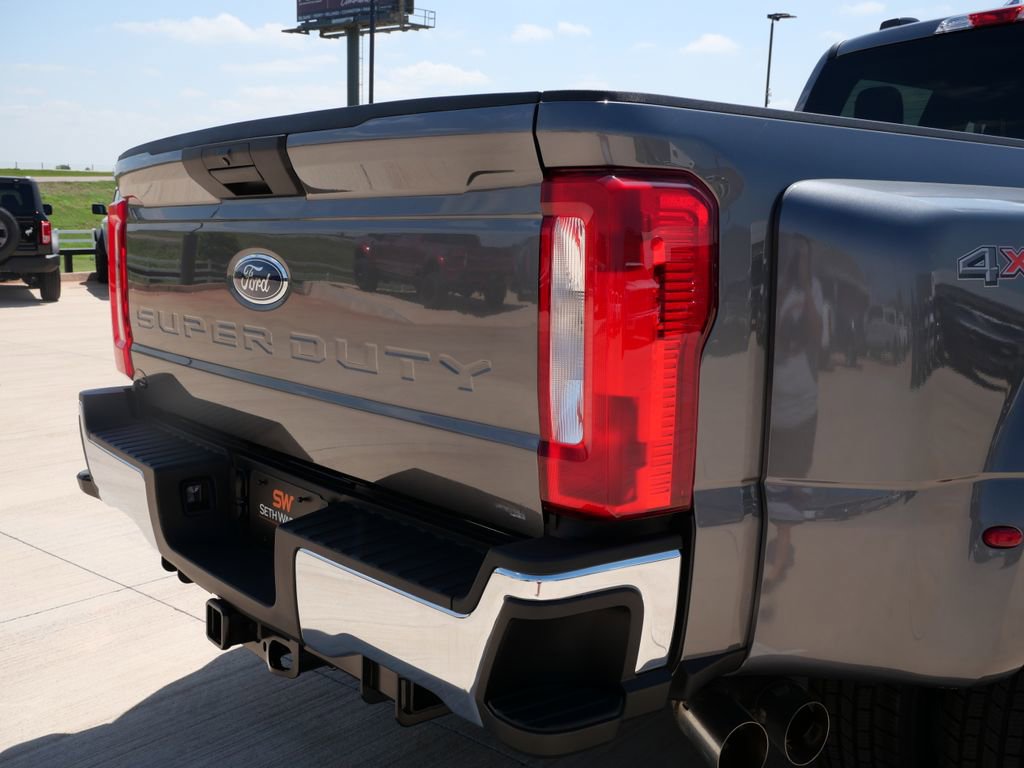 New 2026 Ford F350 XLT AWD/4WD image 10