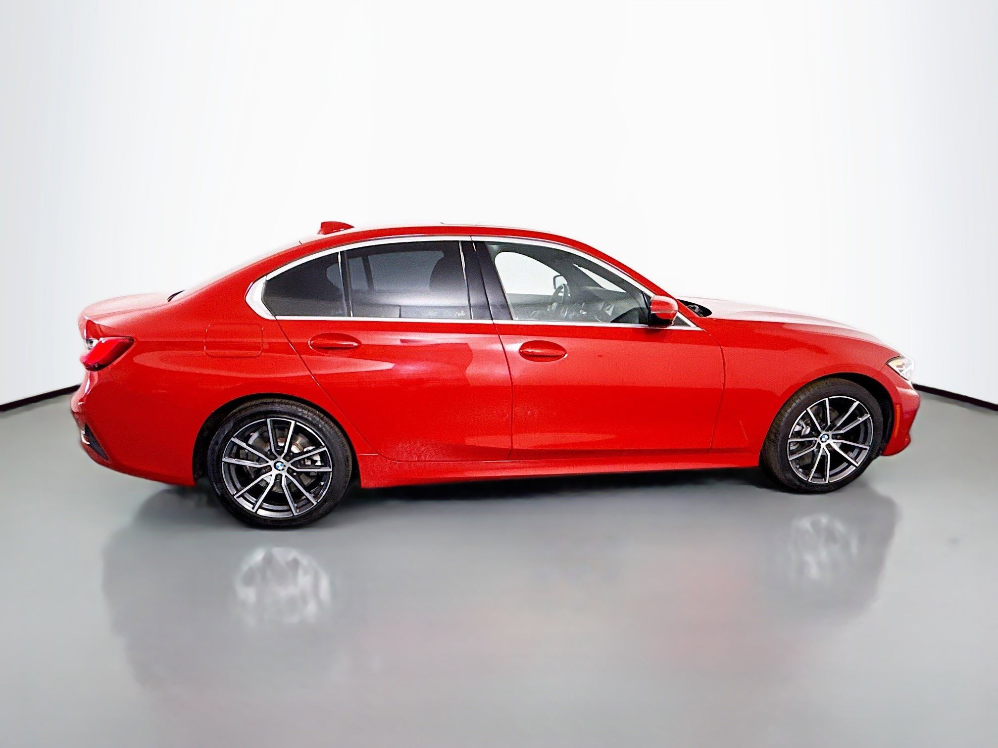 Used 2019 BMW 330i Sedan w/ Convenience Package image 11