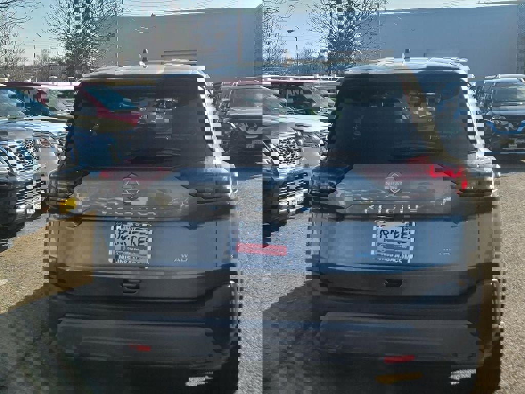 Certified 2023 Nissan Rogue S image 7