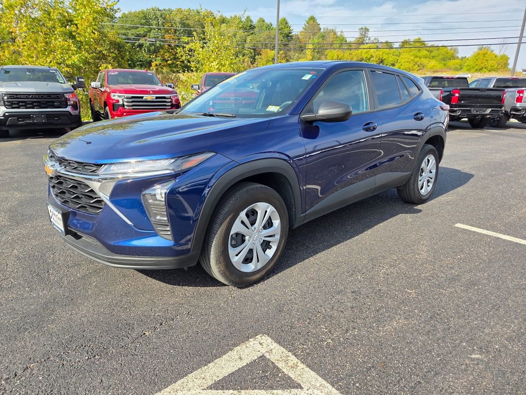Used 2024 Chevrolet Trax LS