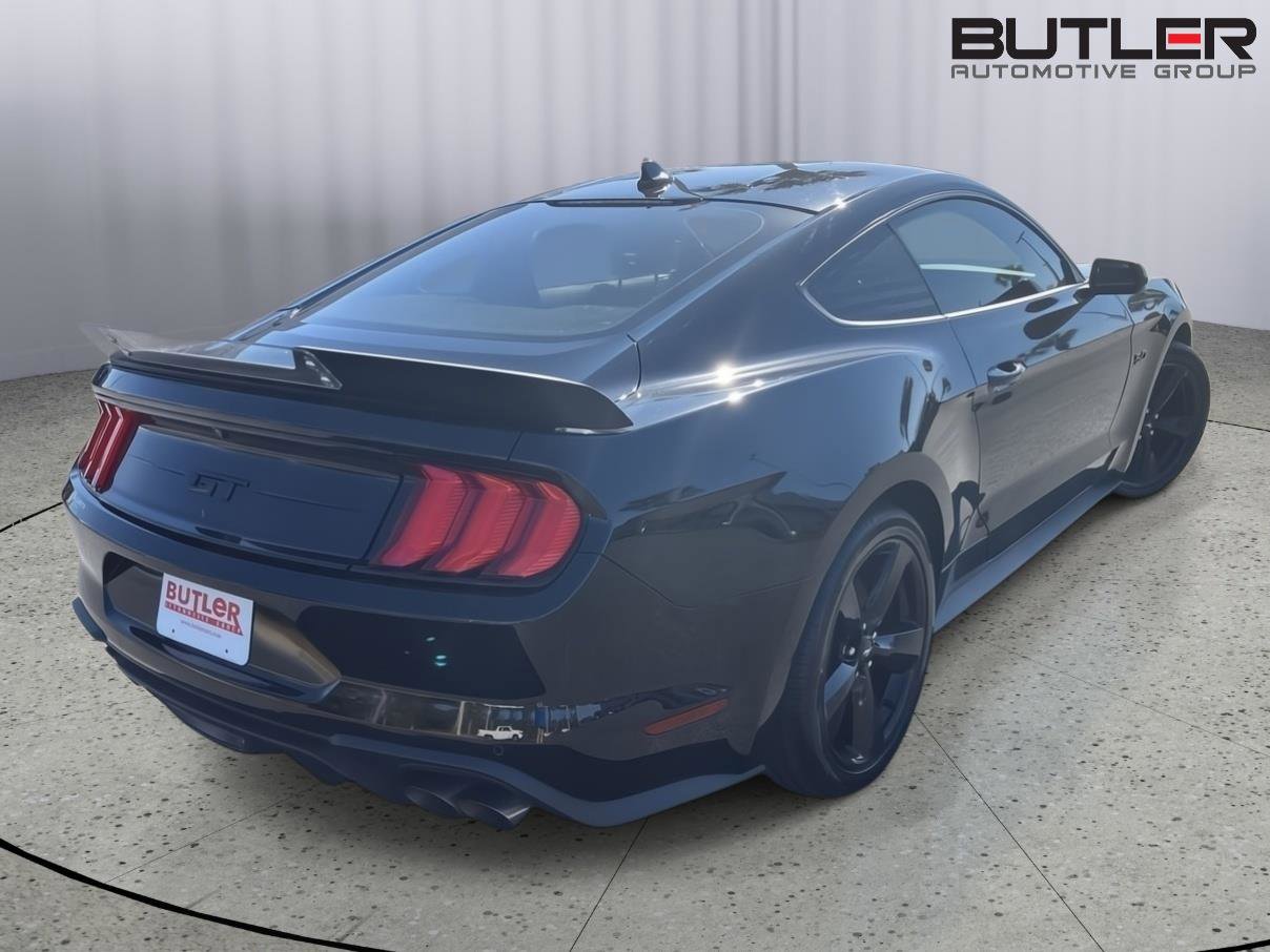 Used 2022 Ford Mustang GT Premium w/ Black Accent Package RWD image 5