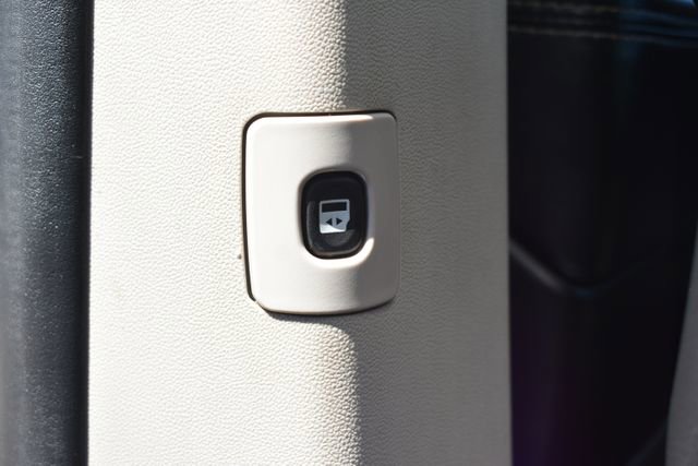 Used 2019 Dodge Grand Caravan SXT FWD image 30