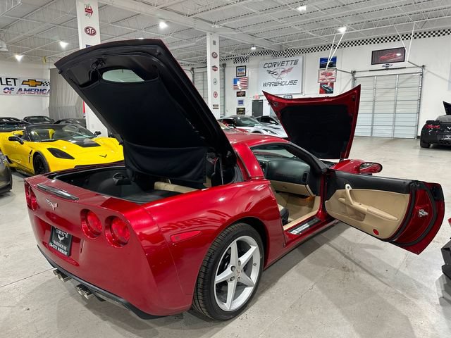 Used 2012 Chevrolet Corvette Coupe w/ 2LT Preferred Equipment Group RWD image 20