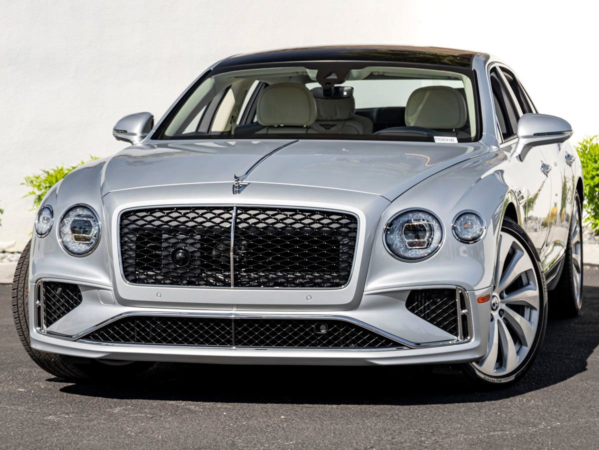 Used 2026 Bentley Flying Spur Plug-In Hybrid AWD/4WD image 7