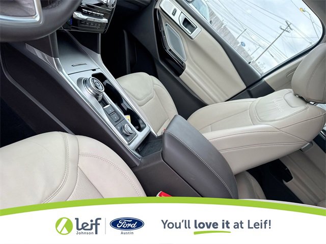 Used 2023 Ford Explorer Platinum w/ Technology Package image 27