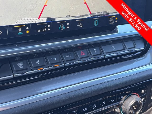 Used 2025 Chevrolet Silverado 3500 High Country w/ High Country Premium Package AWD/4WD image 25