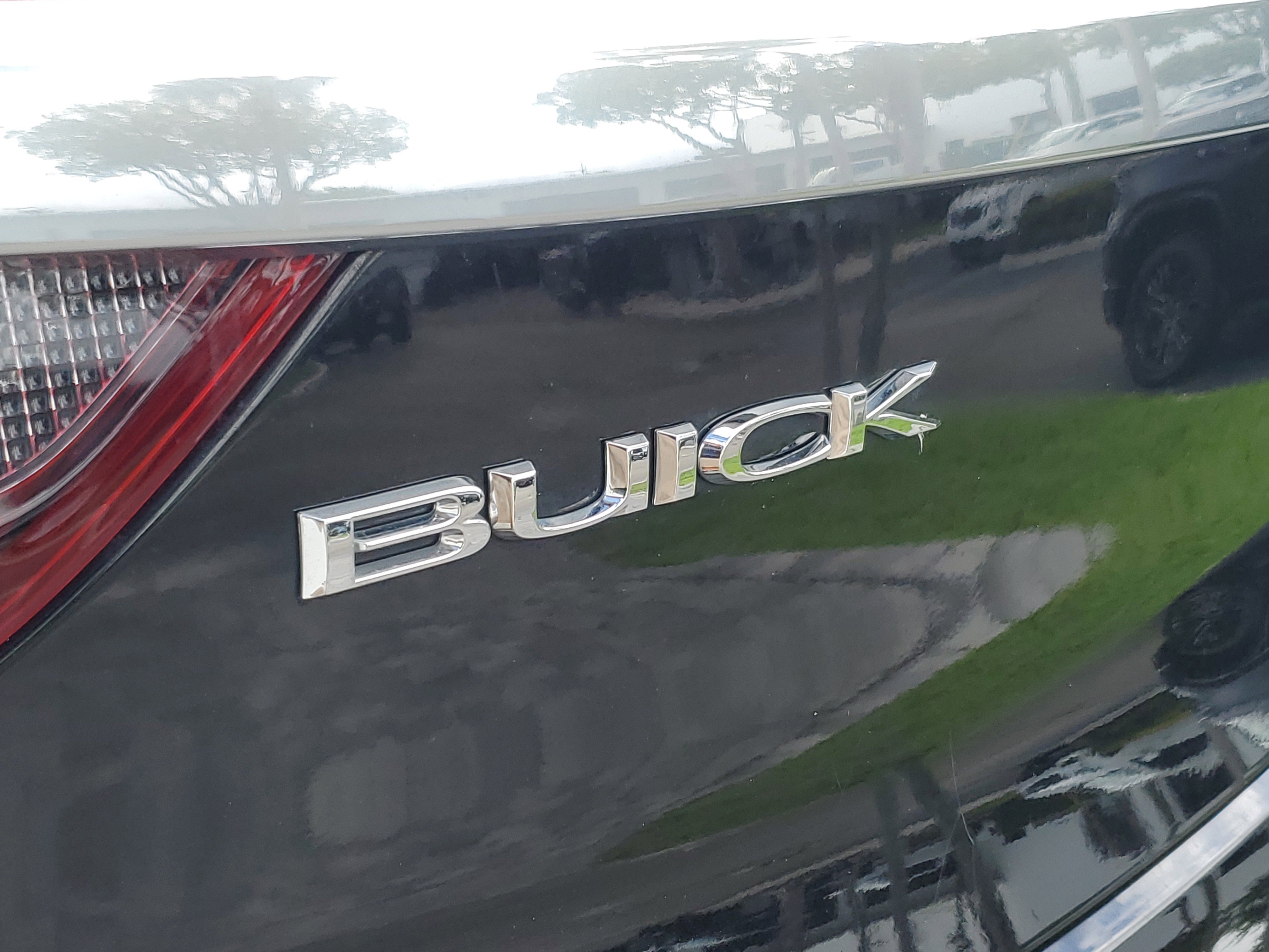 Used 2018 Buick Cascada Premium image 8