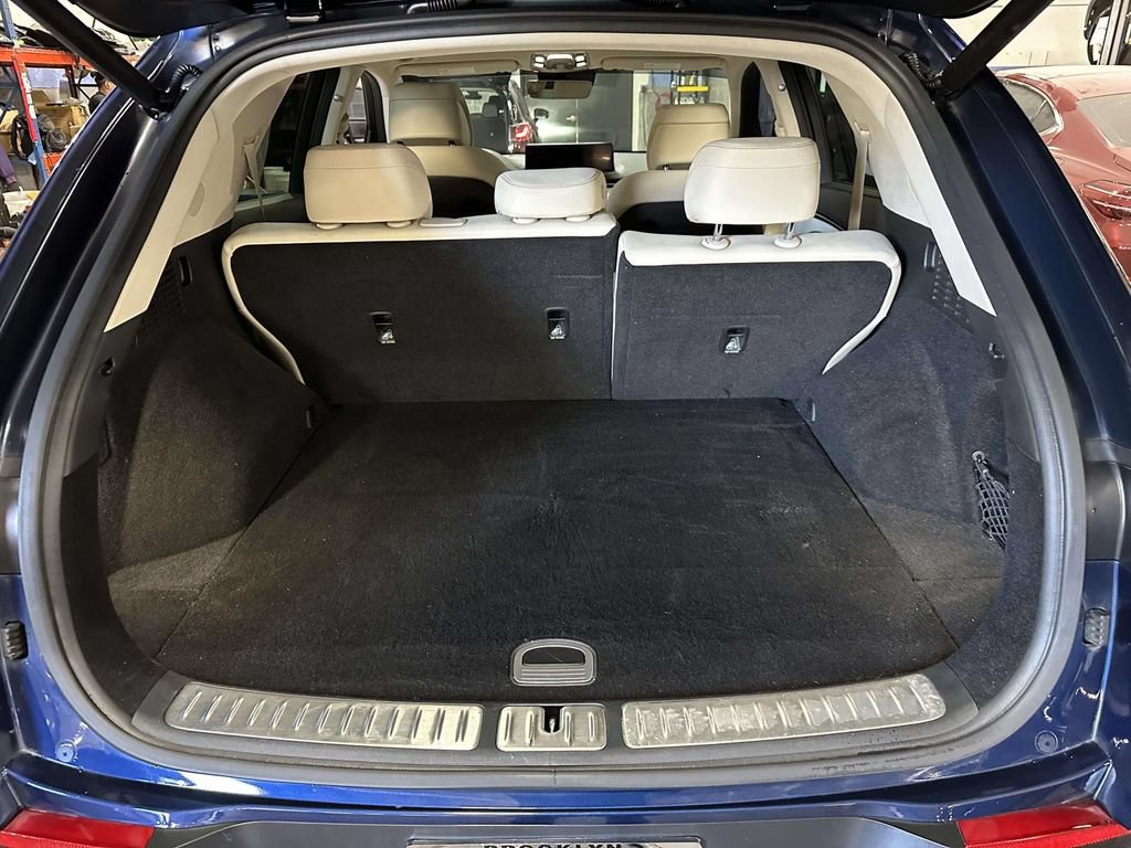 Used 2022 Genesis GV70 2.5T w/ Select Package AWD/4WD image 11
