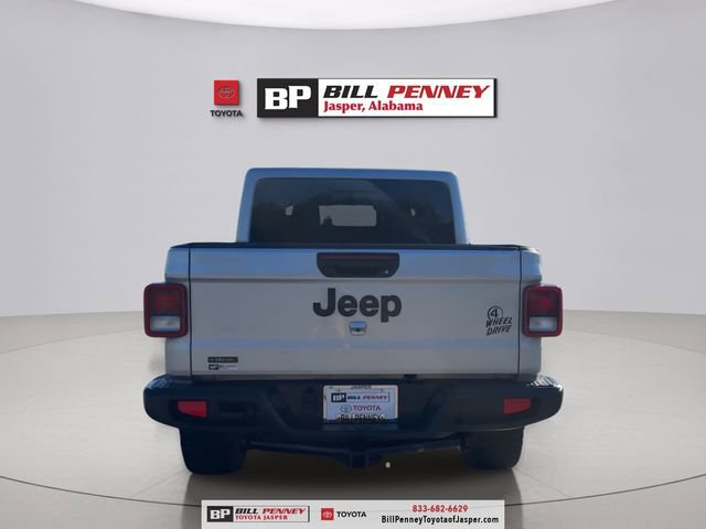 Used 2023 Jeep Gladiator Willys image 4