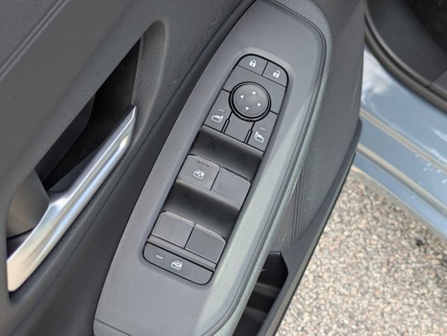 New 2026 Nissan Sentra SV w/ SV Convenience Package FWD image 13