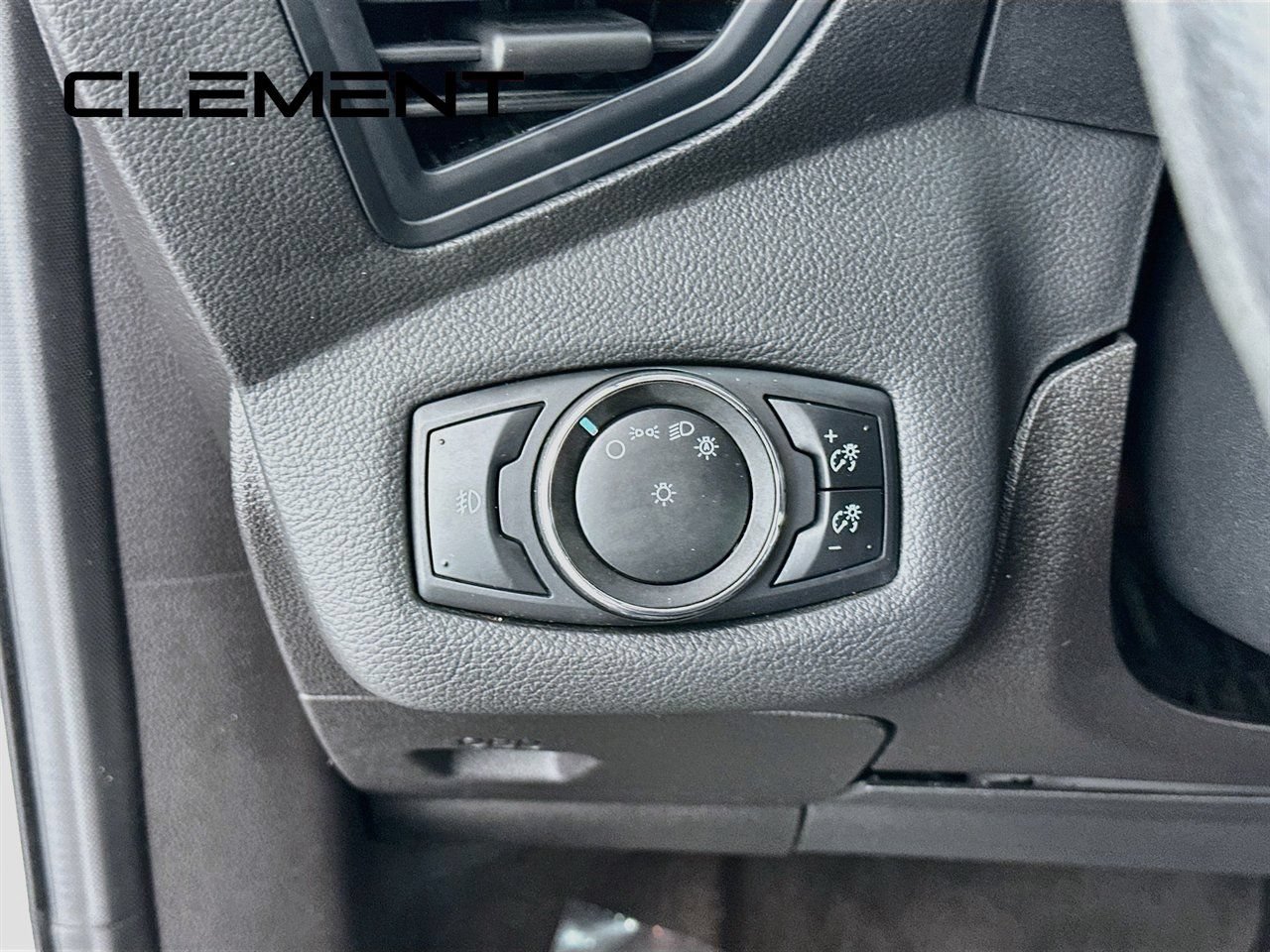 Used 2014 Ford Escape SE FWD image 14
