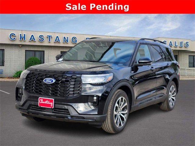 New 2025 Ford Explorer ST-Line w/ Premium Package