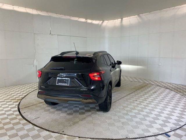 Used 2026 Chevrolet Trax ACTIV w/ Driver Confidence Package FWD image 20