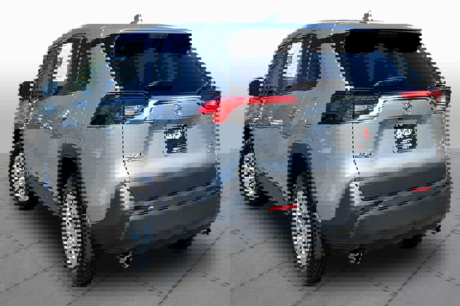 Used 2024 Toyota RAV4 LE image 12