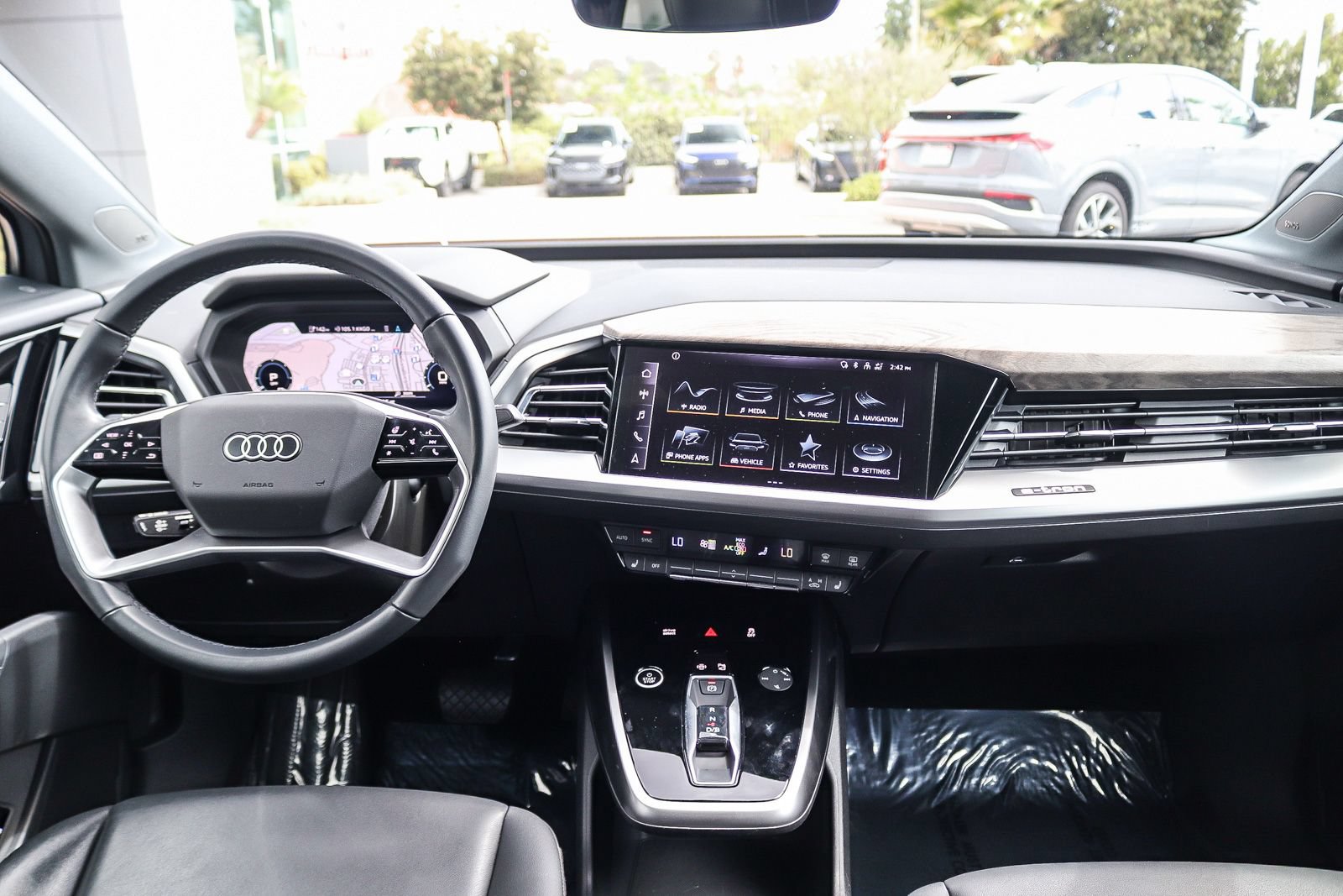 Certified 2023 Audi Q4 e-tron Premium Plus w/ Premium Plus RWD image 14
