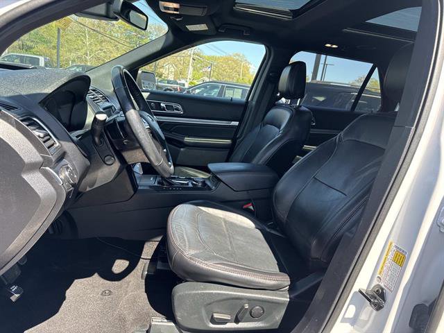 Used 2019 Ford Explorer Sport w/ Equipment Group 401A AWD/4WD image 7