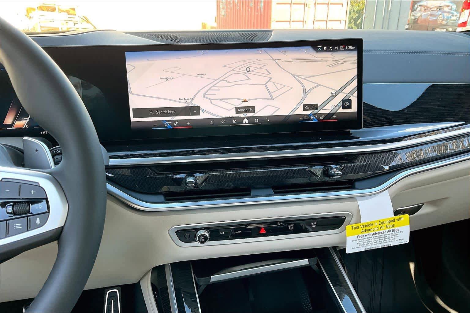Used 2026 BMW X7 xDrive40i w/ M Sport Package image 6
