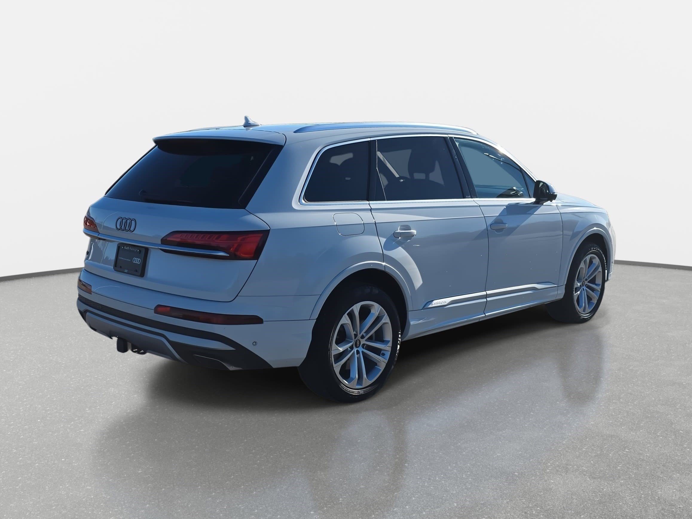 Certified 2025 Audi Q7 2.0T Premium Plus image 5