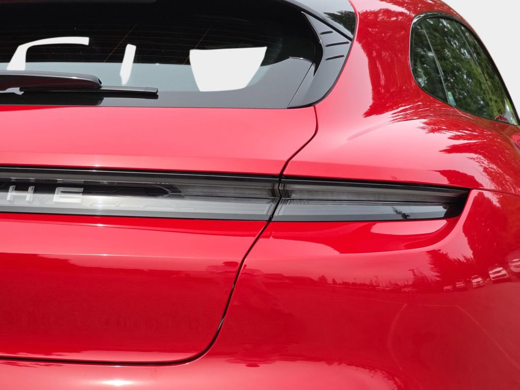 Used 2024 Porsche Taycan 4S AWD/4WD image 37