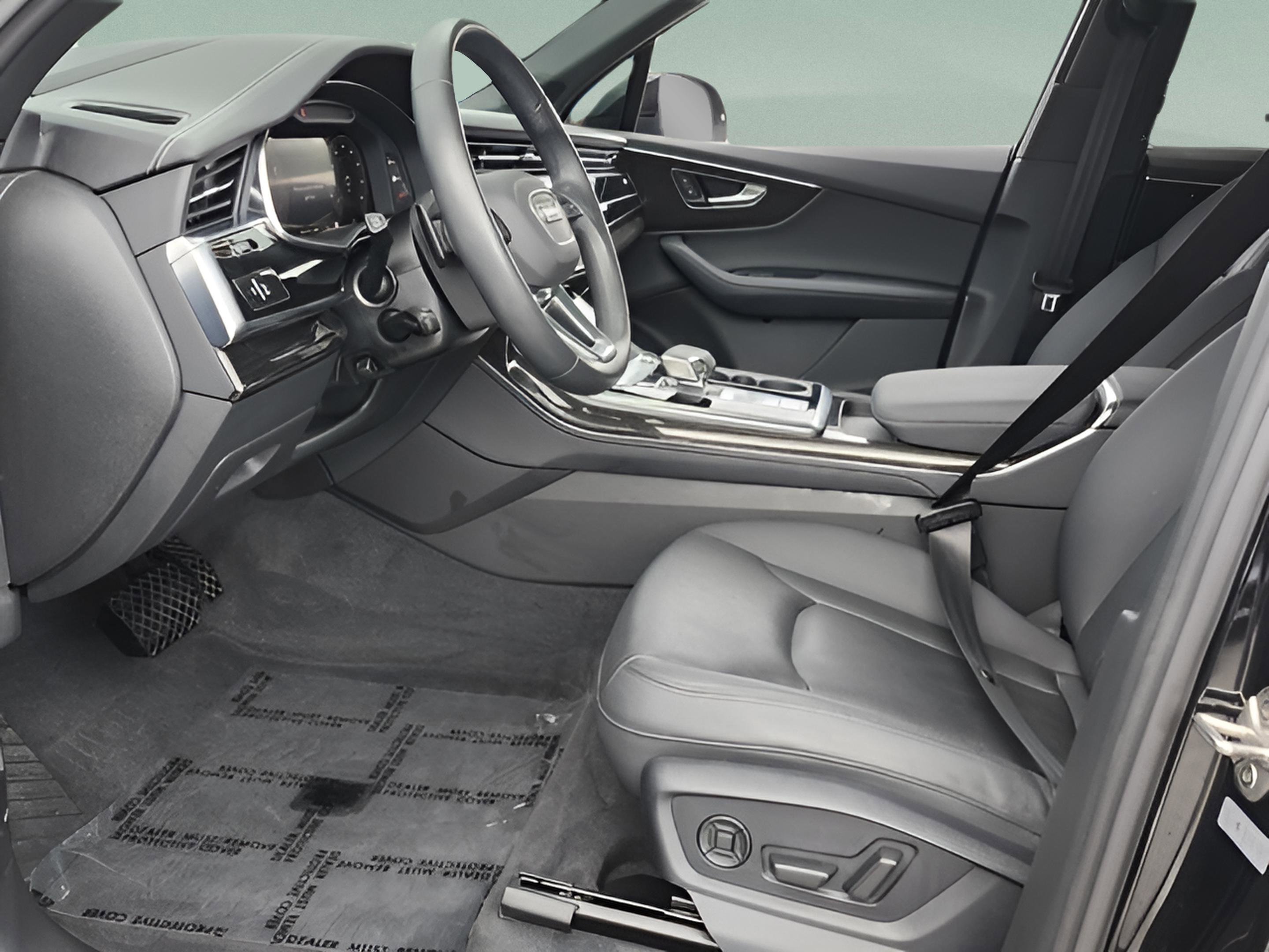 Used 2023 Audi Q7 3.0T Prestige w/ Prestige Package image 9