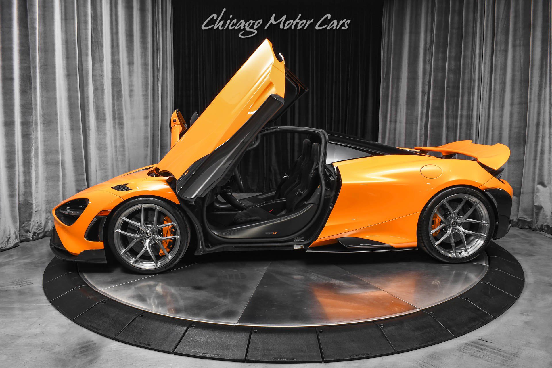 Used 2021 McLaren 765LT RWD image 1