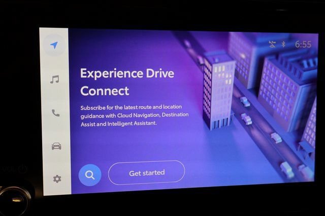 Used 2024 Toyota Highlander LE image 24