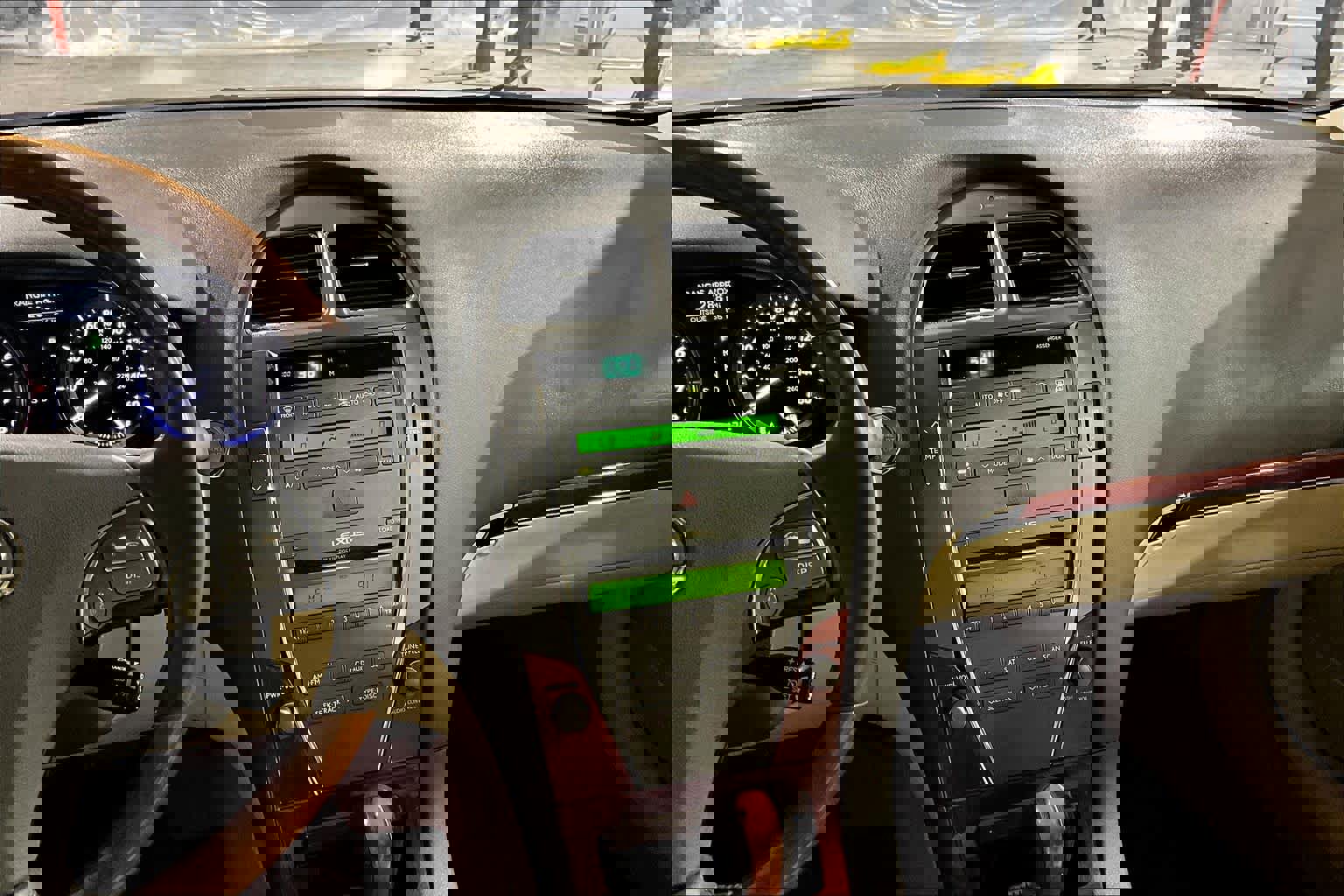 Used 2011 Lexus ES 350 image 6