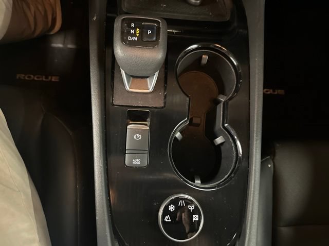 Used 2021 Nissan Rogue SV w/ Premium Package AWD/4WD image 9