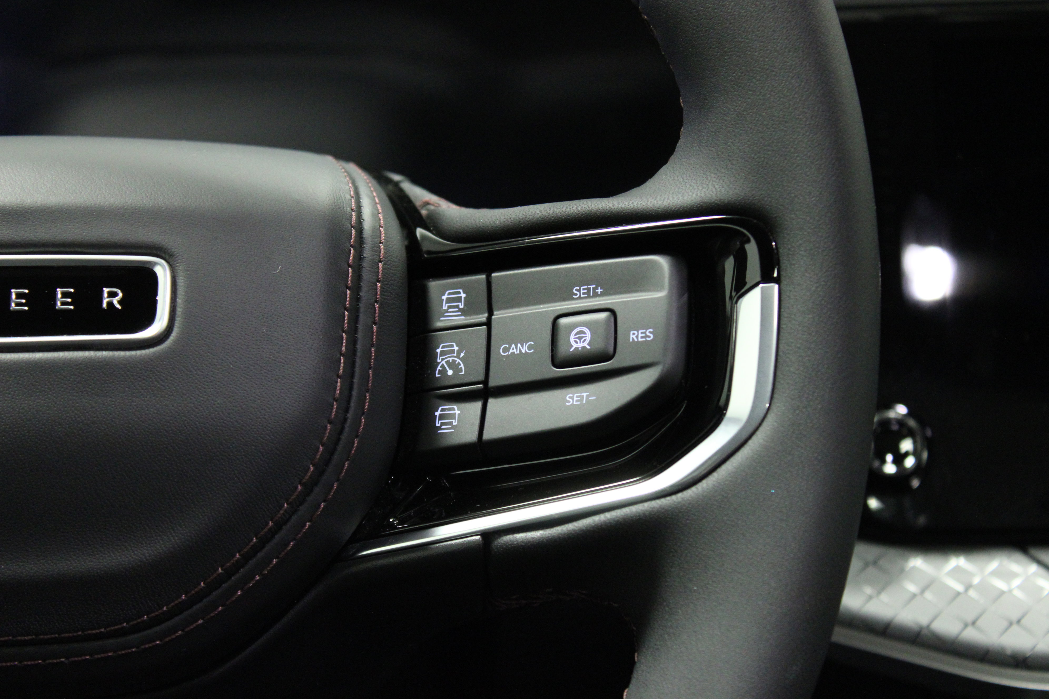 Used 2025 Jeep Wagoneer S Limited image 20