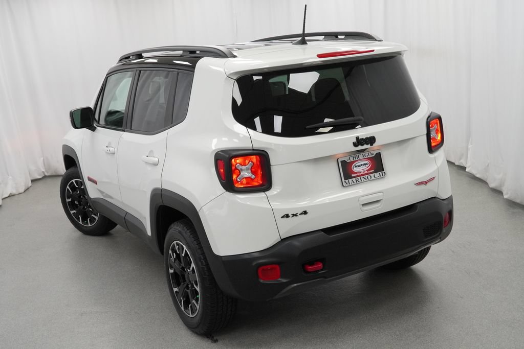Certified 2023 Jeep Renegade Trailhawk AWD/4WD image 12