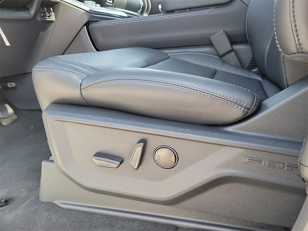 New 2025 Ford Expedition Max Platinum w/ Stealth Performance Package image 13