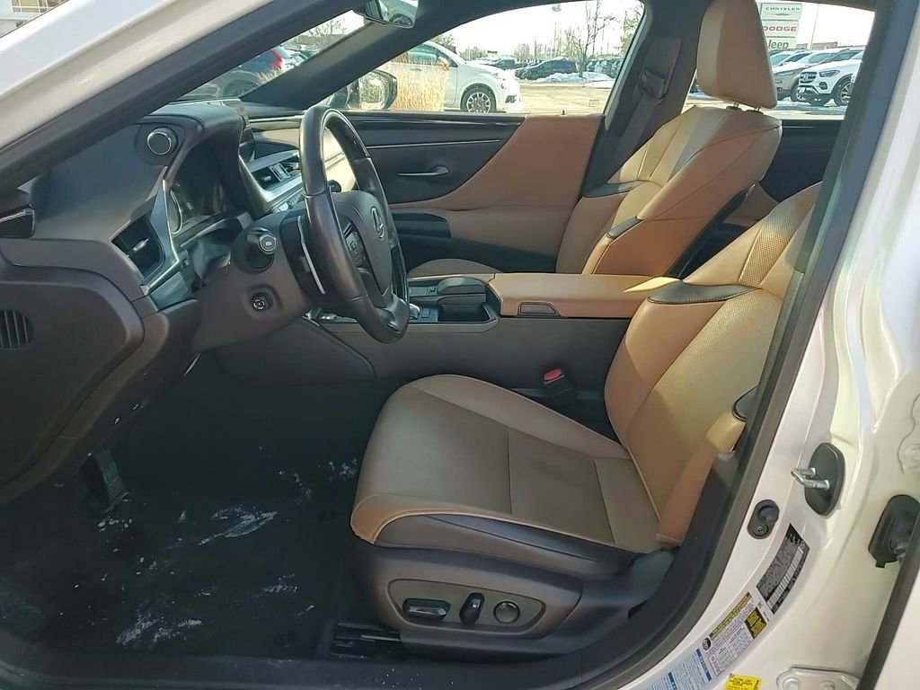Used 2021 Lexus ES 250 w/ Premium Package image 27