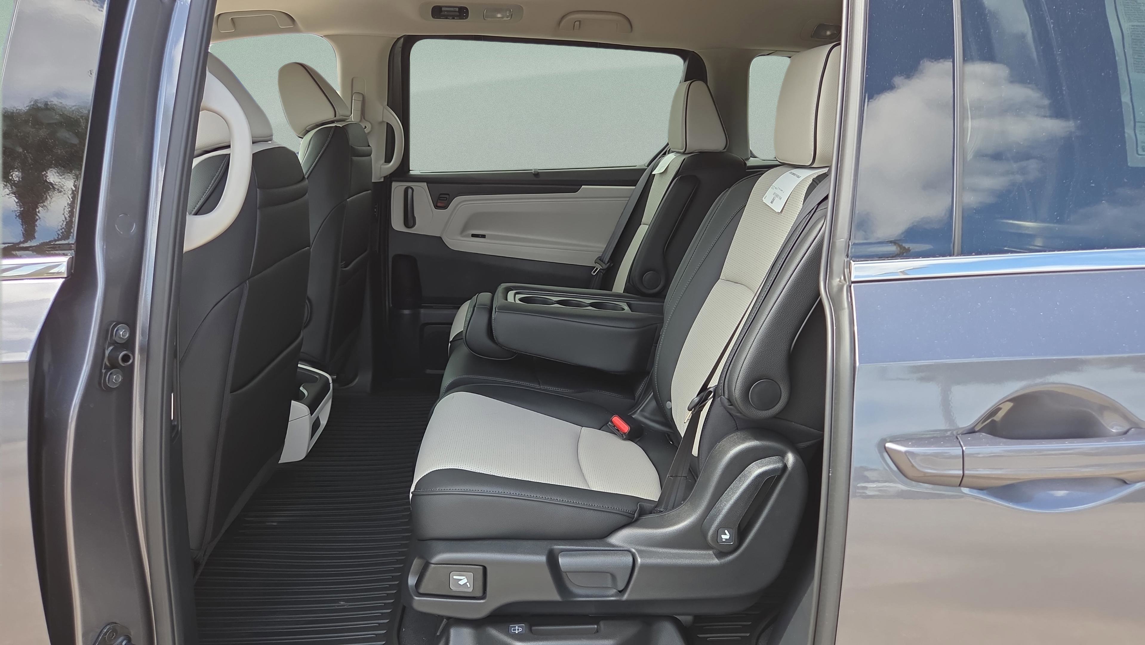 New 2026 Honda Odyssey Elite image 12