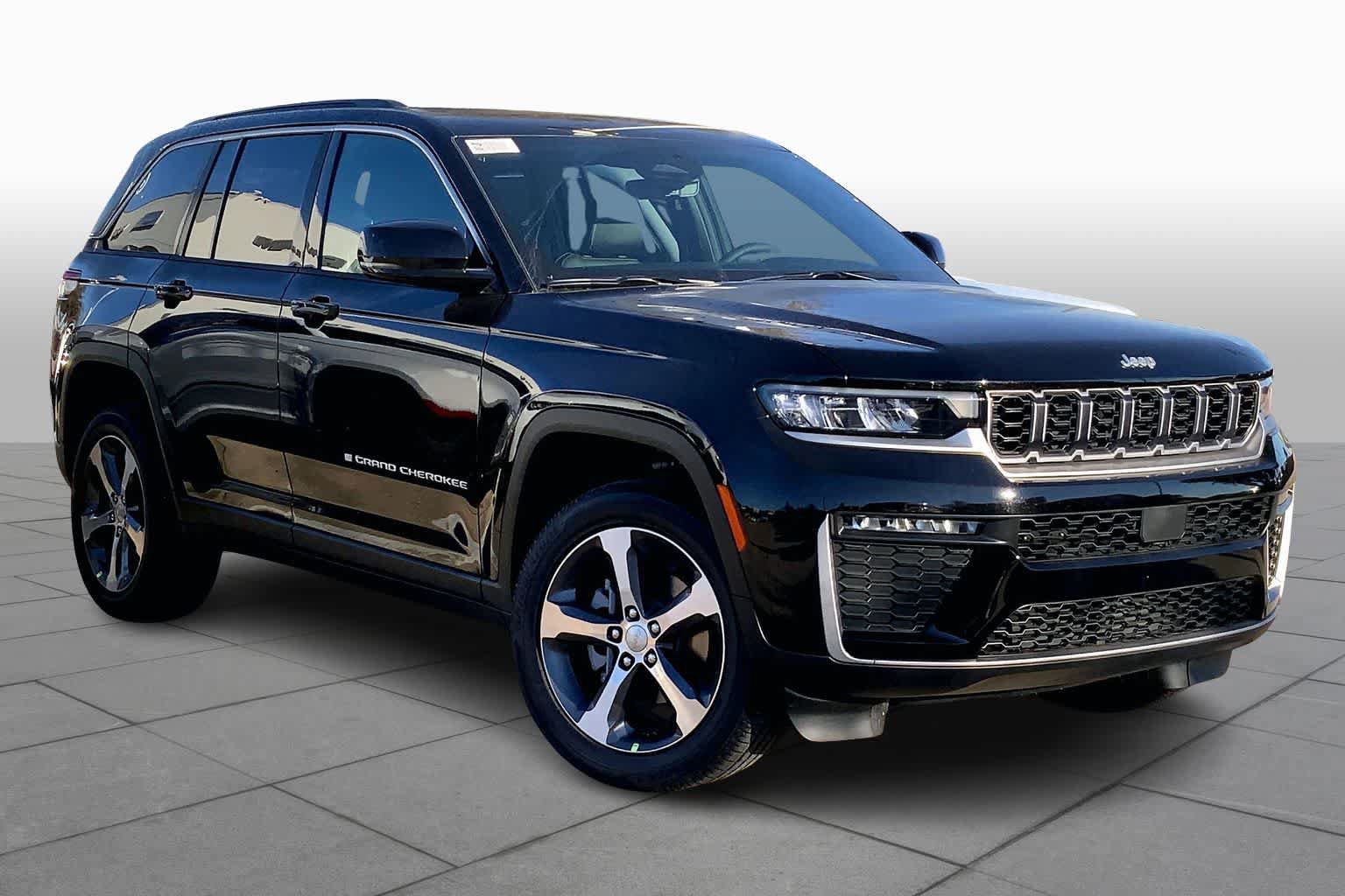 New 2026 Jeep Grand Cherokee Limited AWD/4WD image 2