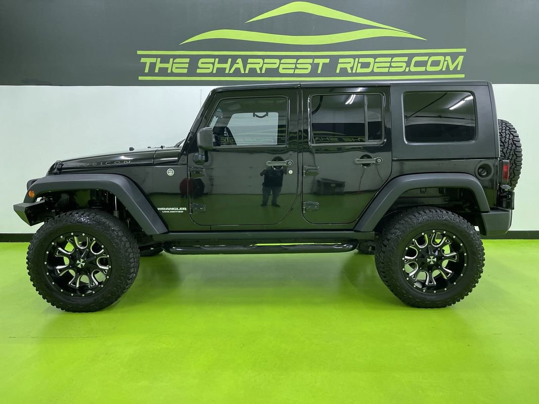 Used 2008 Jeep Wrangler Unlimited Rubicon w/ Dual Top Group image 6