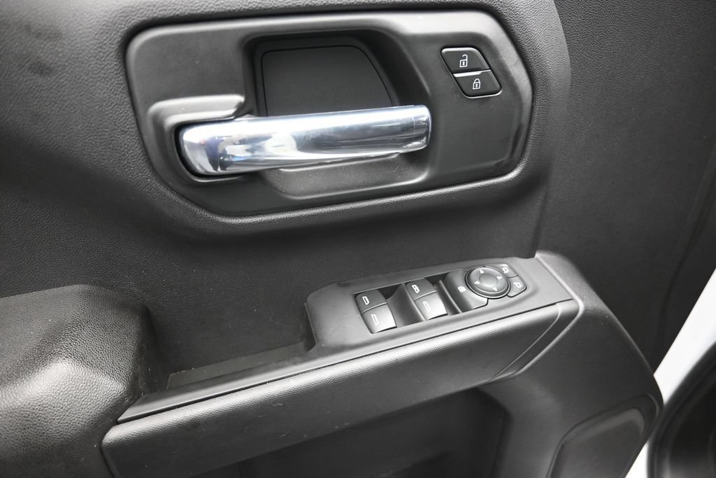 Used 2024 Chevrolet Silverado 1500 Custom RWD image 10