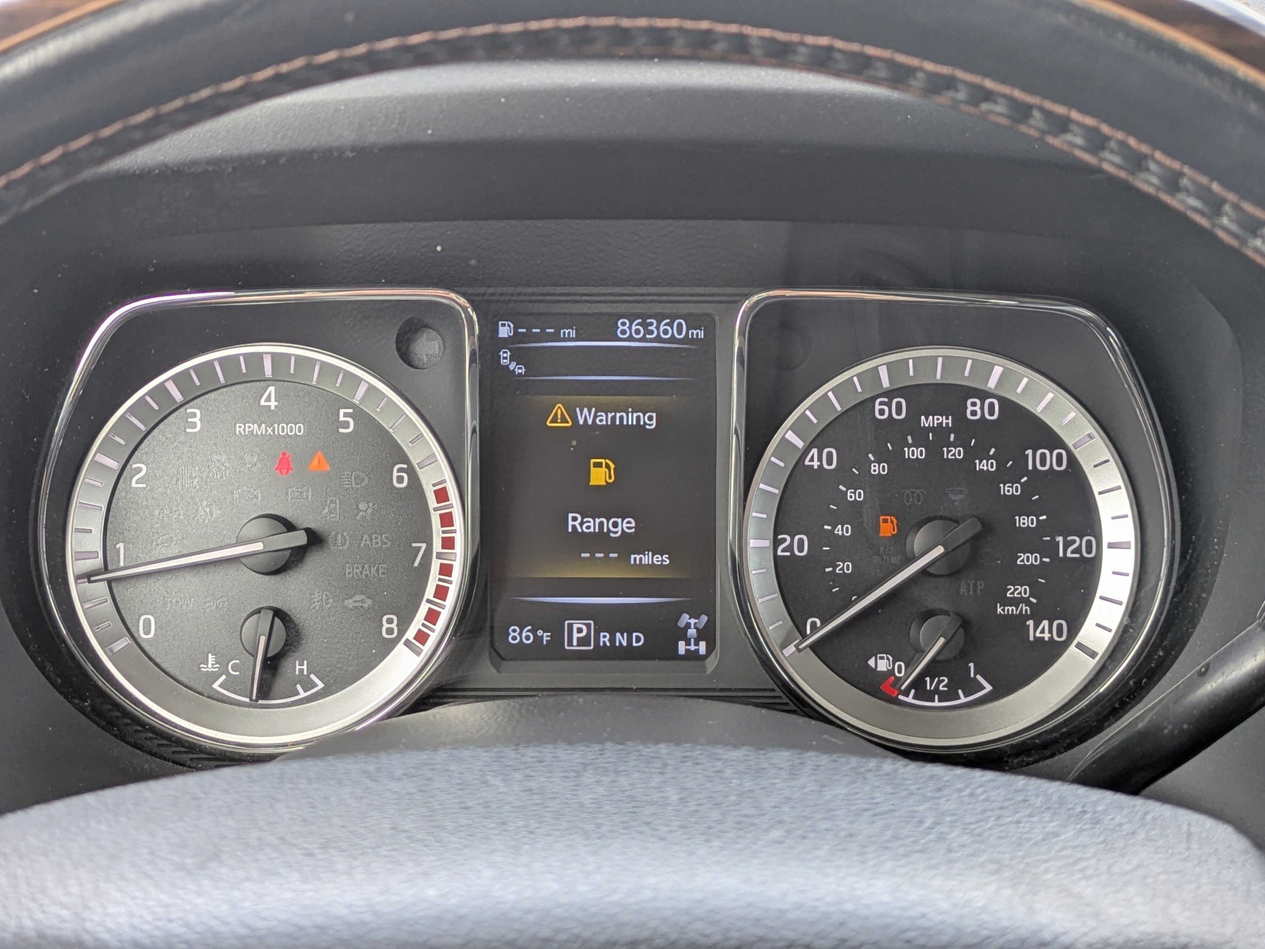 Used 2017 Nissan Titan Platinum Reserve image 31