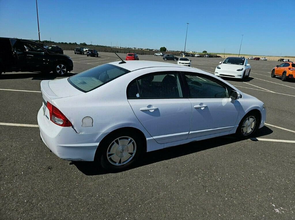 Used 2010 Honda Civic Hybrid Sedan image 4