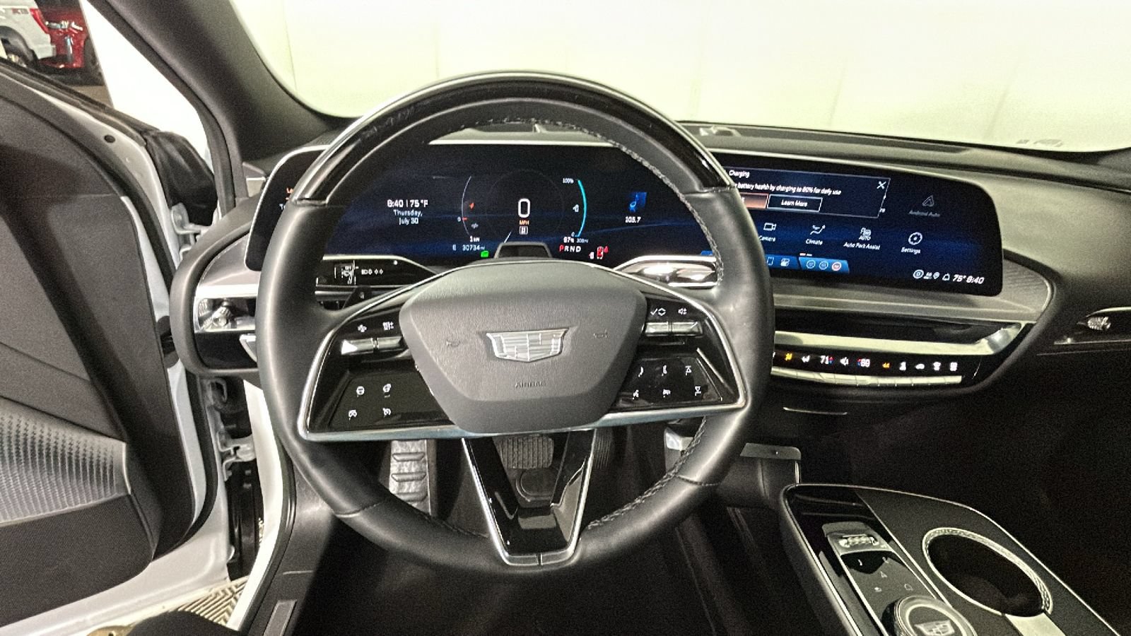 Used 2024 Cadillac Lyriq Sport RWD image 14