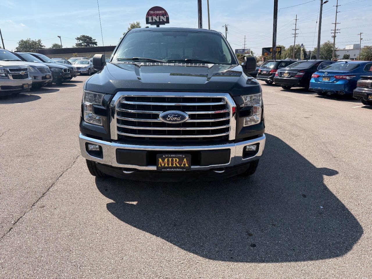 Used 2015 Ford F150 XLT w/ Equipment Group 302A Luxury AWD/4WD image 3