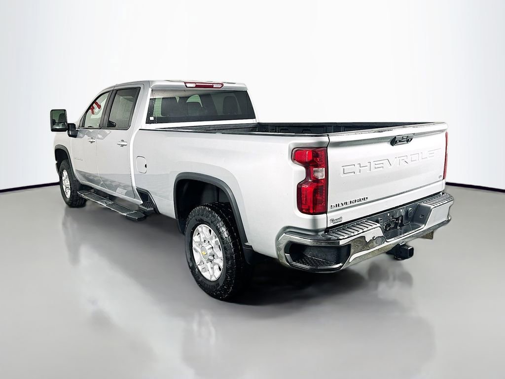 Used 2022 Chevrolet Silverado 3500 LT w/ Convenience Package RWD image 5
