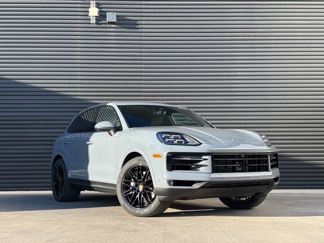 Certified 2026 Porsche Cayenne AWD/4WD image 9
