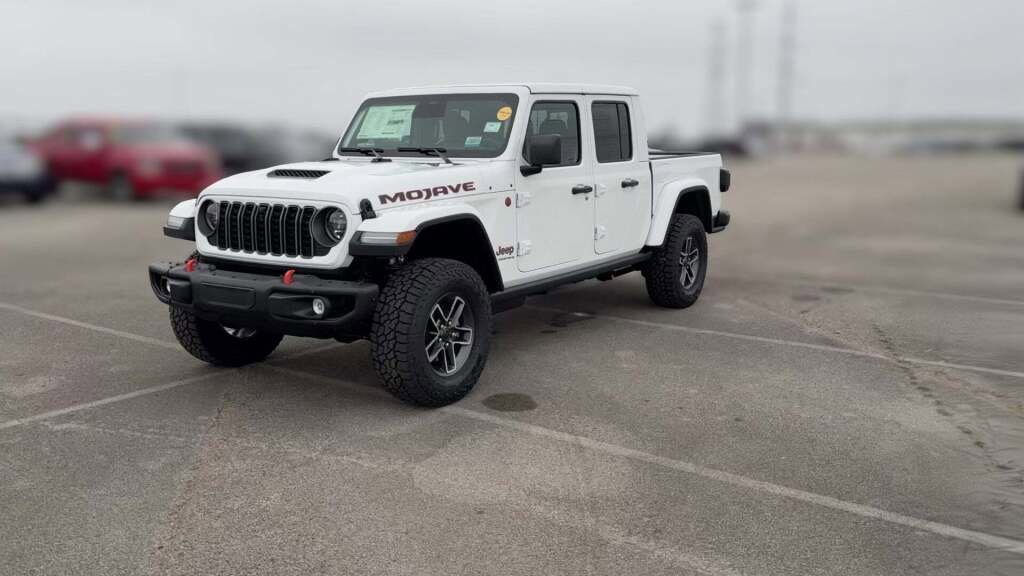New 2026 Jeep Gladiator Mojave image 1
