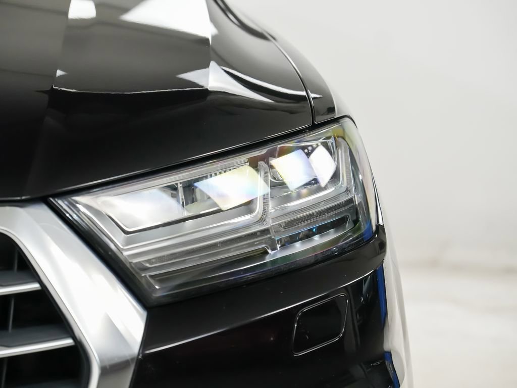 Used 2017 Audi Q7 3.0T Premium Plus AWD/4WD image 7