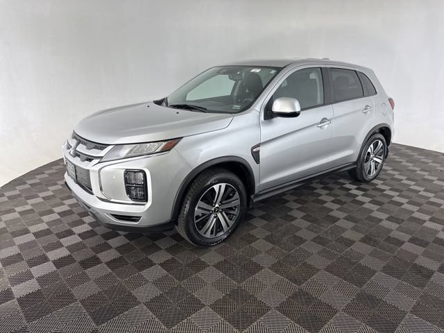 Used 2023 Mitsubishi Outlander Sport SE AWD/4WD image 3