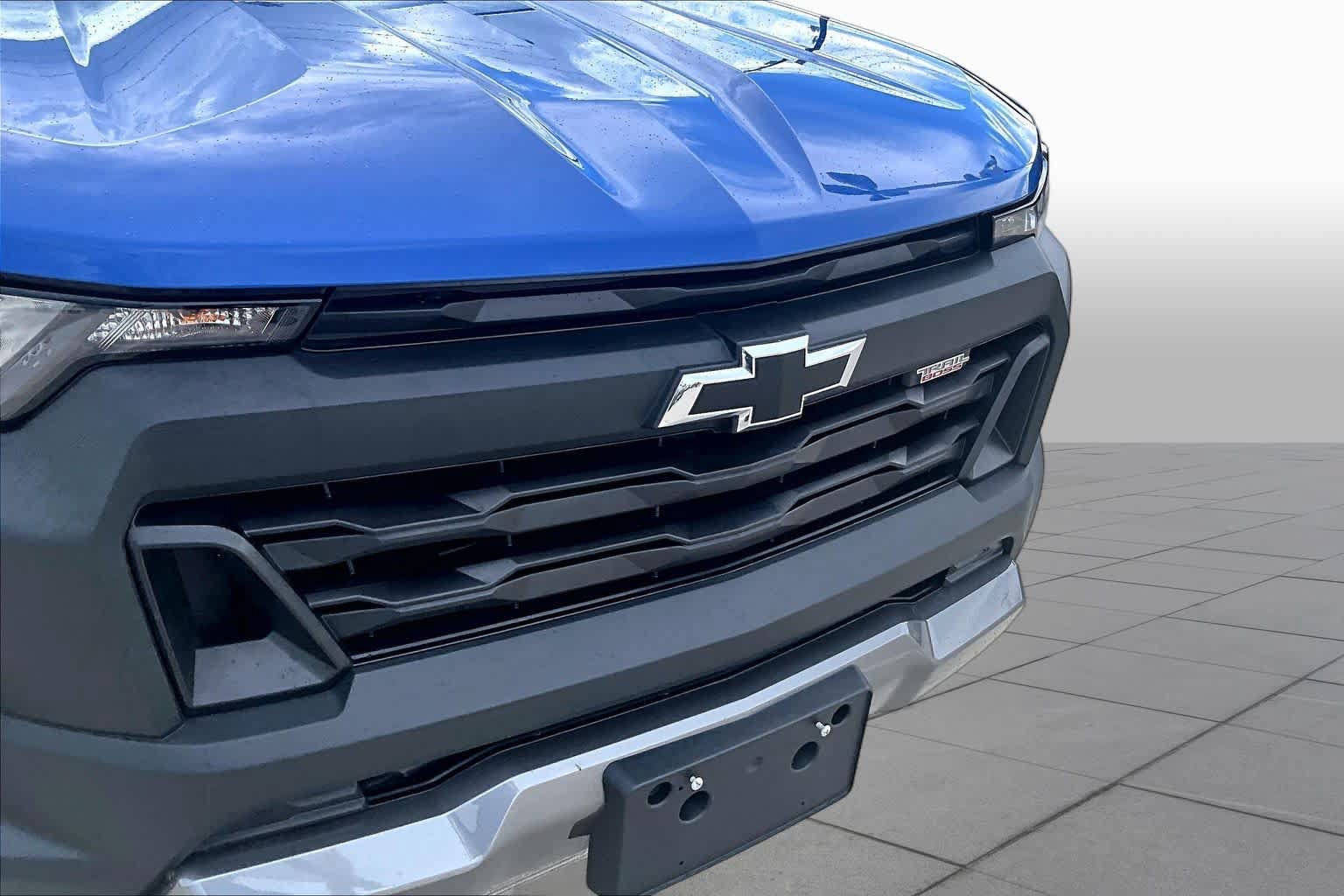 Used 2025 Chevrolet Colorado Trail Boss AWD/4WD image 28